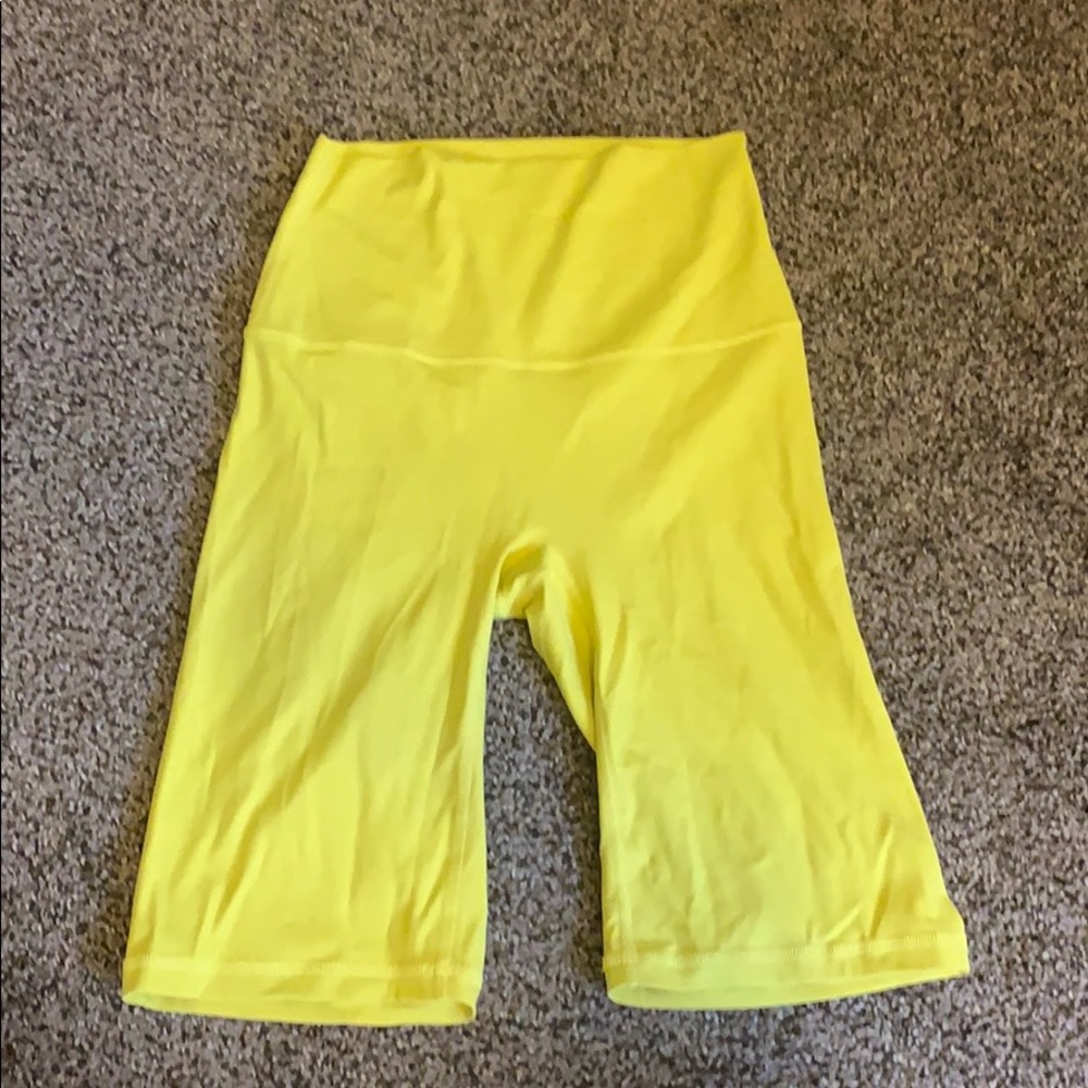 Size large Nclagen yellow biker shorts